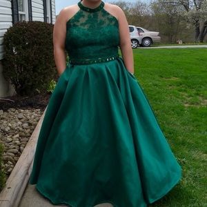 plus size prom dress